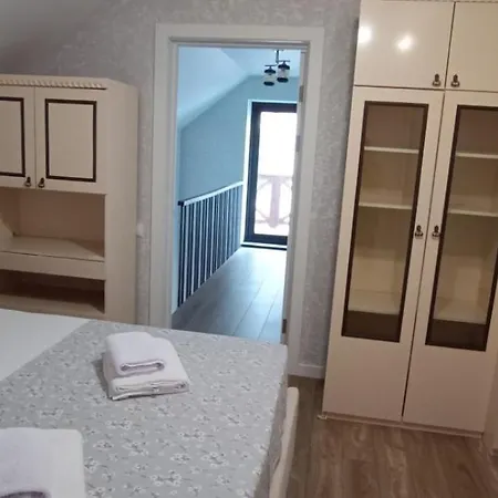 דירה Casa Cu Nuferi