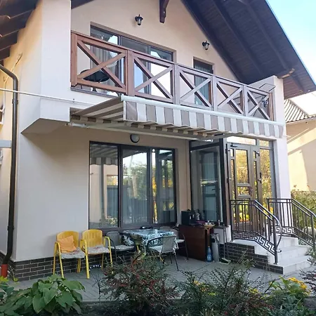 Casa Cu Nuferi *